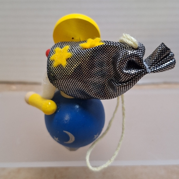 Steinbach German Folk Art Handmade Wooden Christmas Ornament Moon & Stars 3" - Picture 5 of 9